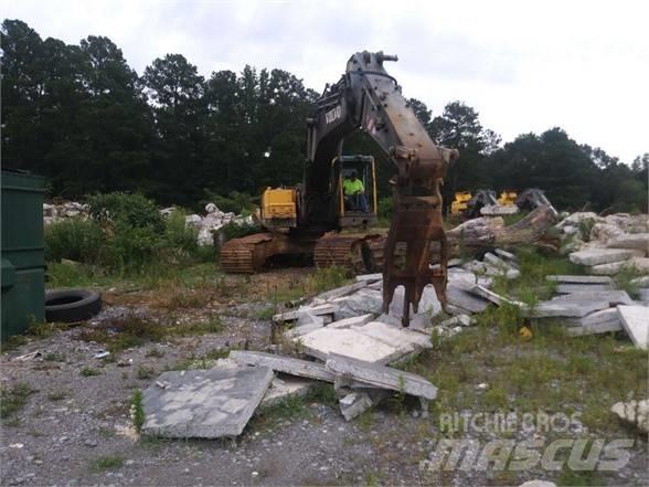 Volvo EC 330 Pásová rýpadla