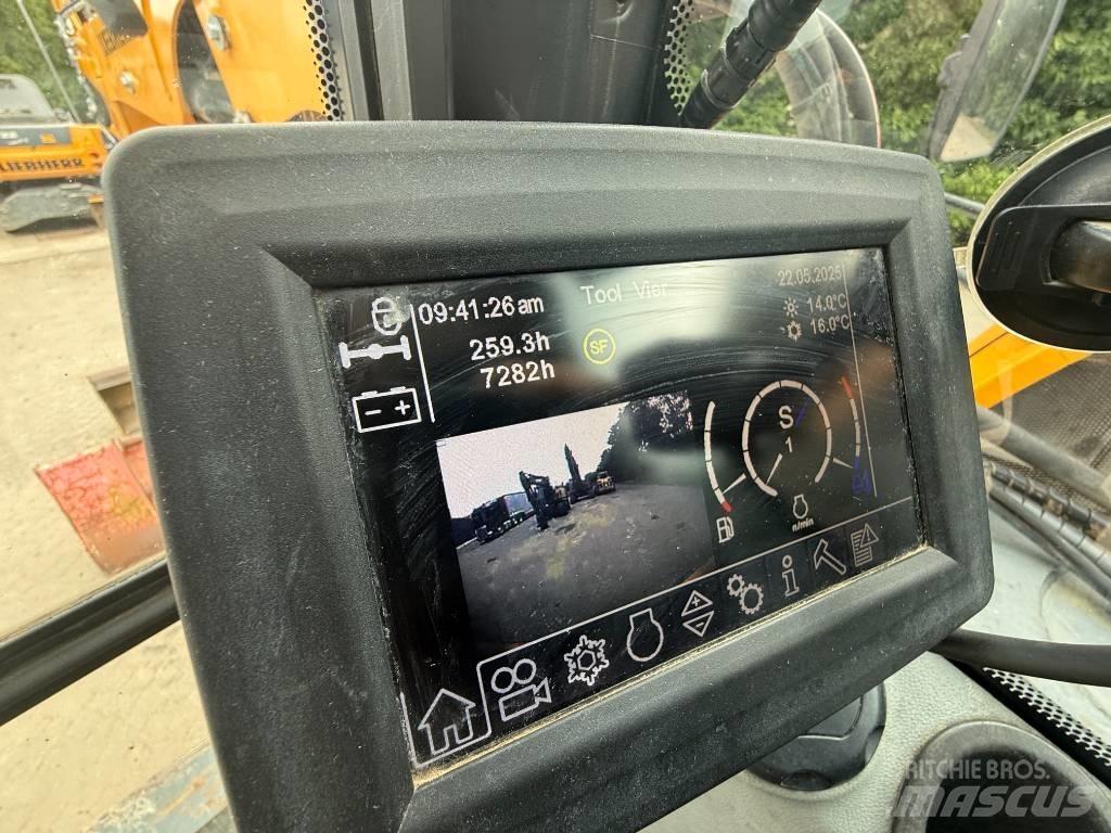 Liebherr A 910 Comp Kolová rýpadla