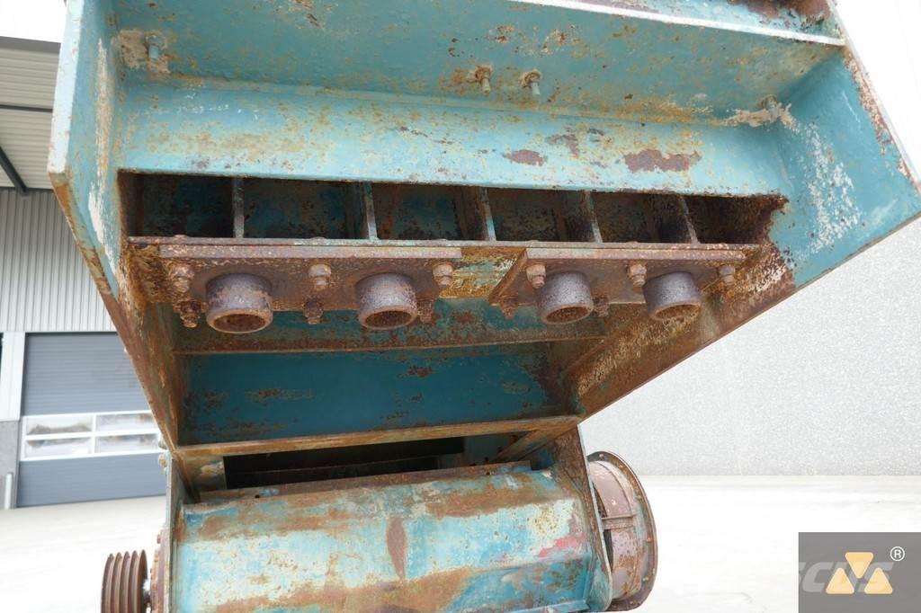 Kue-Ken Feeder Bourací kladiva / Sbíječky