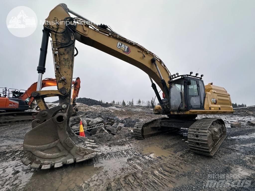 CAT 352 Pásová rýpadla