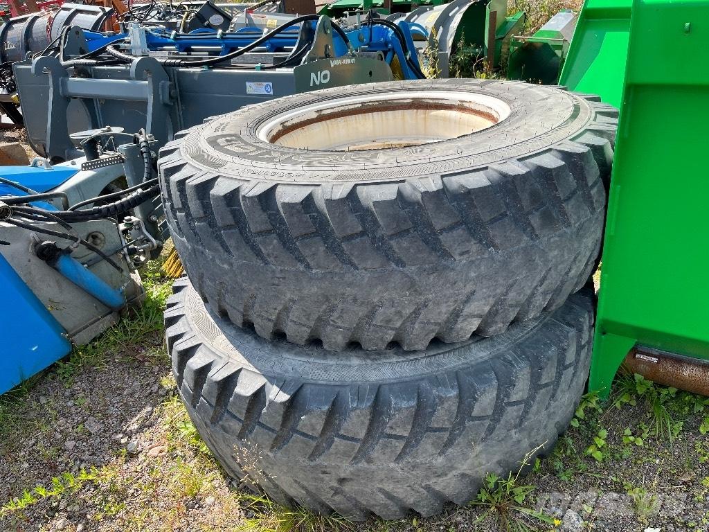 Nokian 16.9 R28 Pneumatiky, kola a ráfky