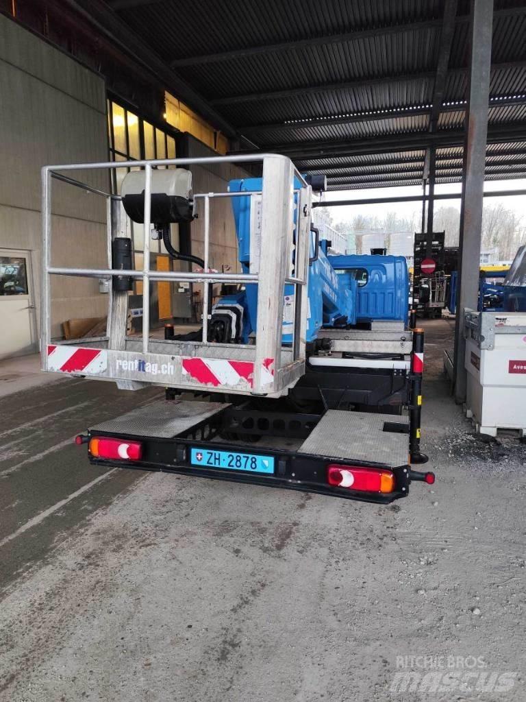 VERSALIFT VTX 240 Autoplošiny