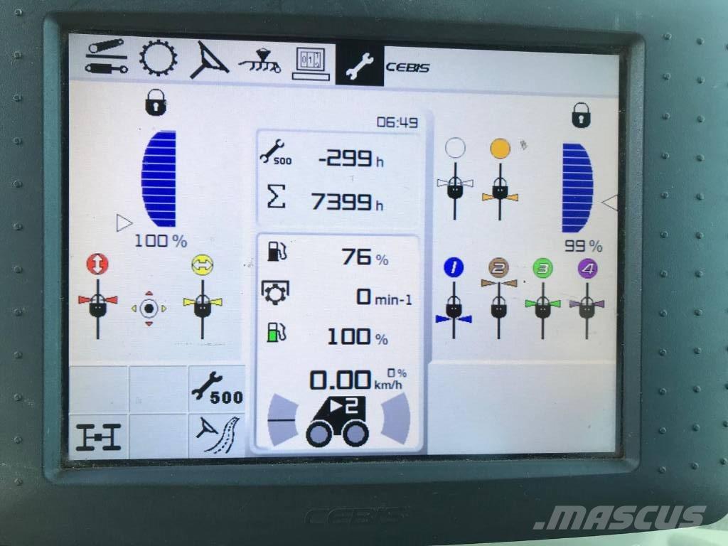 CLAAS XERION 4500 VC Traktory