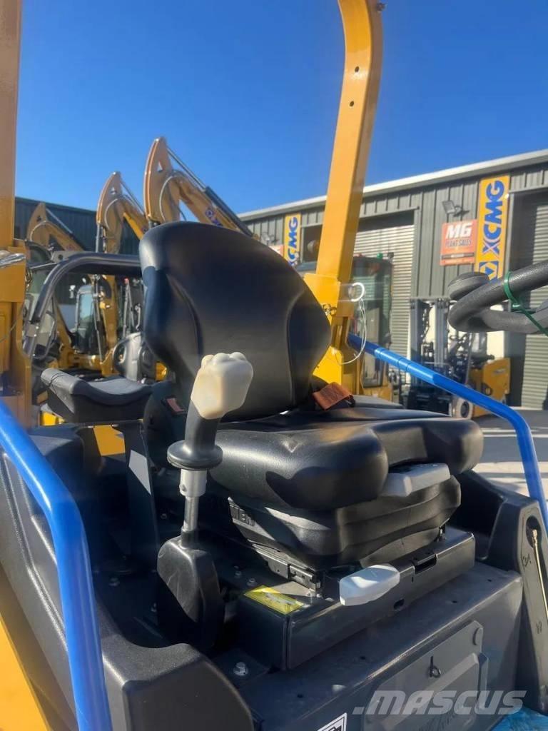 XCMG XD100 Tandemové válce