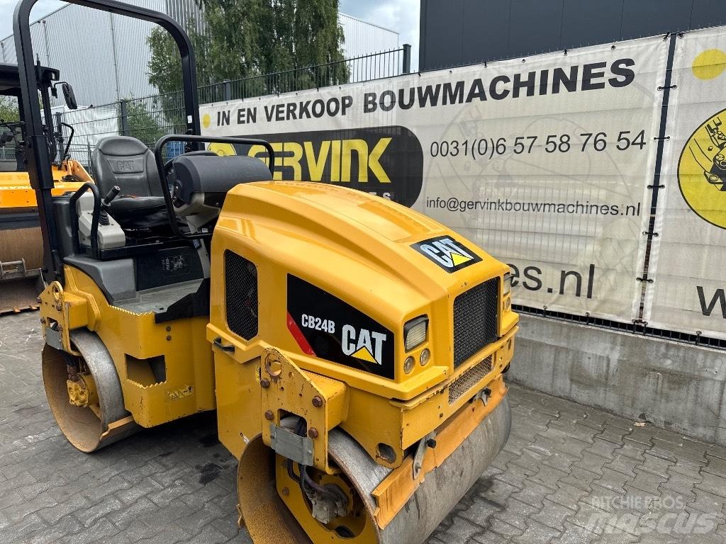 CAT CB 24 B Tandemové válce