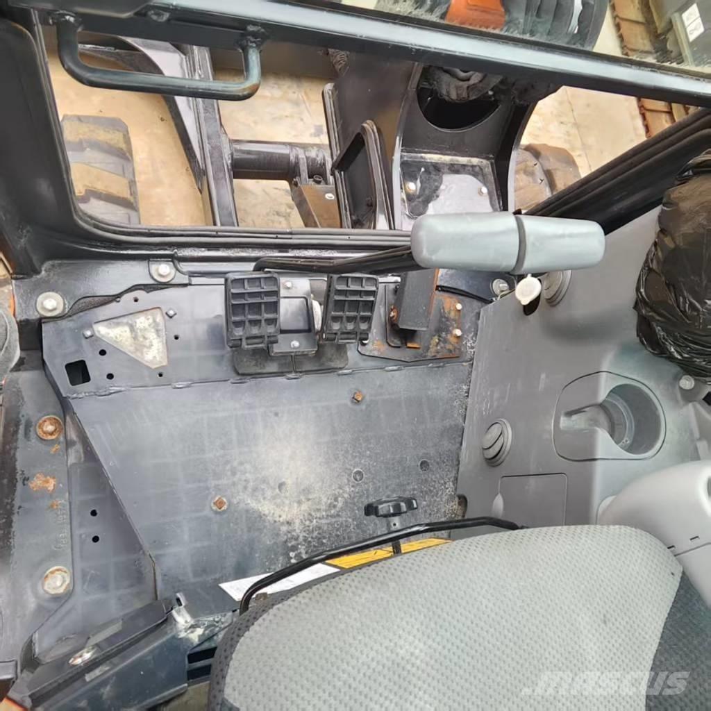 Hitachi ZX 55 UR Mini rýpadla < 7t
