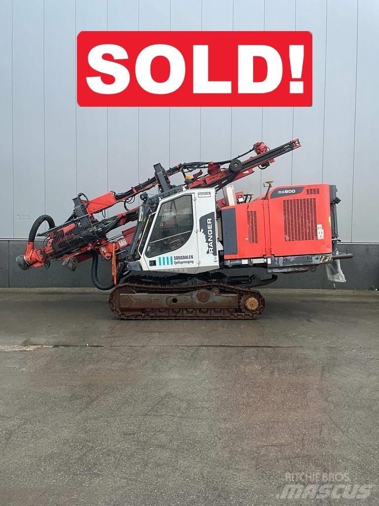 Sandvik DX800 Povrchové vrtací stroje