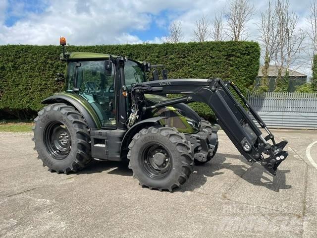 Valtra G 125 Traktory