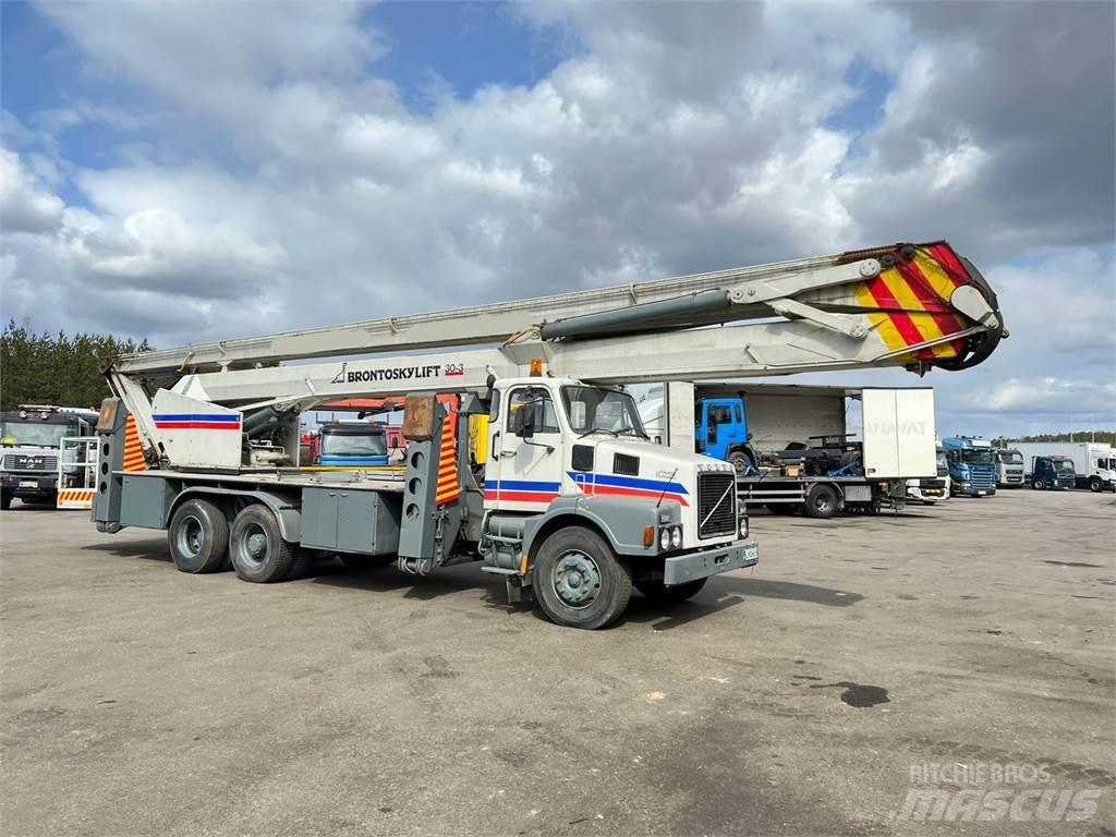 Volvo N12-1-V-6X2 Autojeřáby, hydraulické ruky