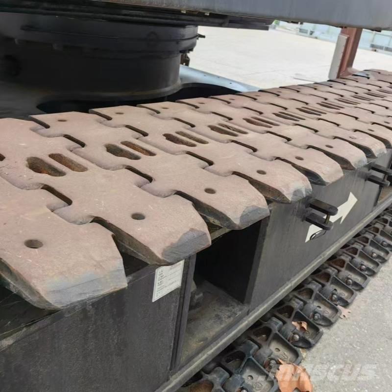 Sany SCC 600 A-6 Pásové jeřáby