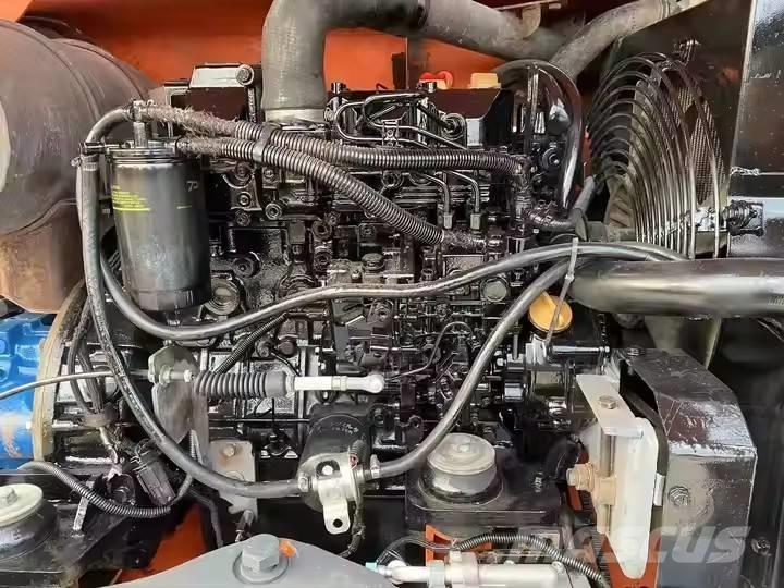 Doosan DH 80 Midi rýpadla 7t - 12t