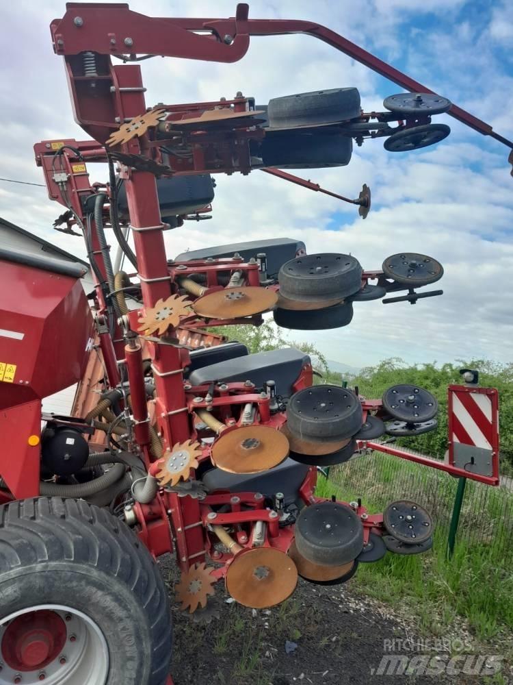 Horsch Maestro 8 CC Kombinované secí stroje