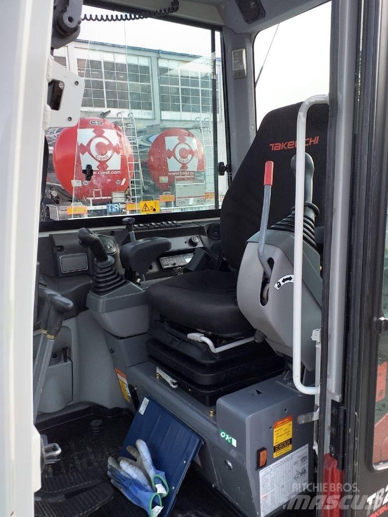Takeuchi TB 240 Mini rýpadla < 7t