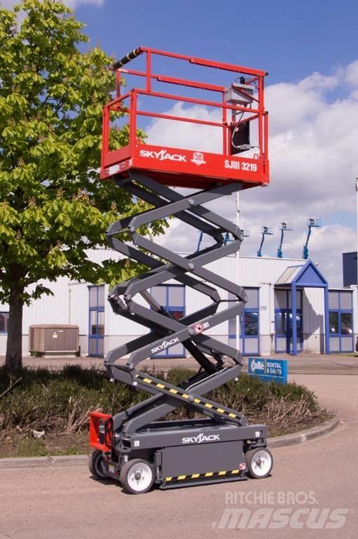 SkyJack SJIII3219 Nůžková zvedací plošina