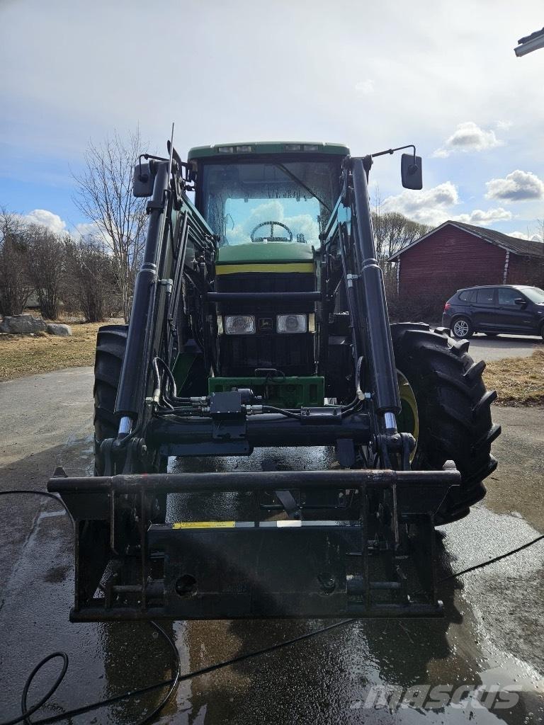 John Deere 6610 Traktory