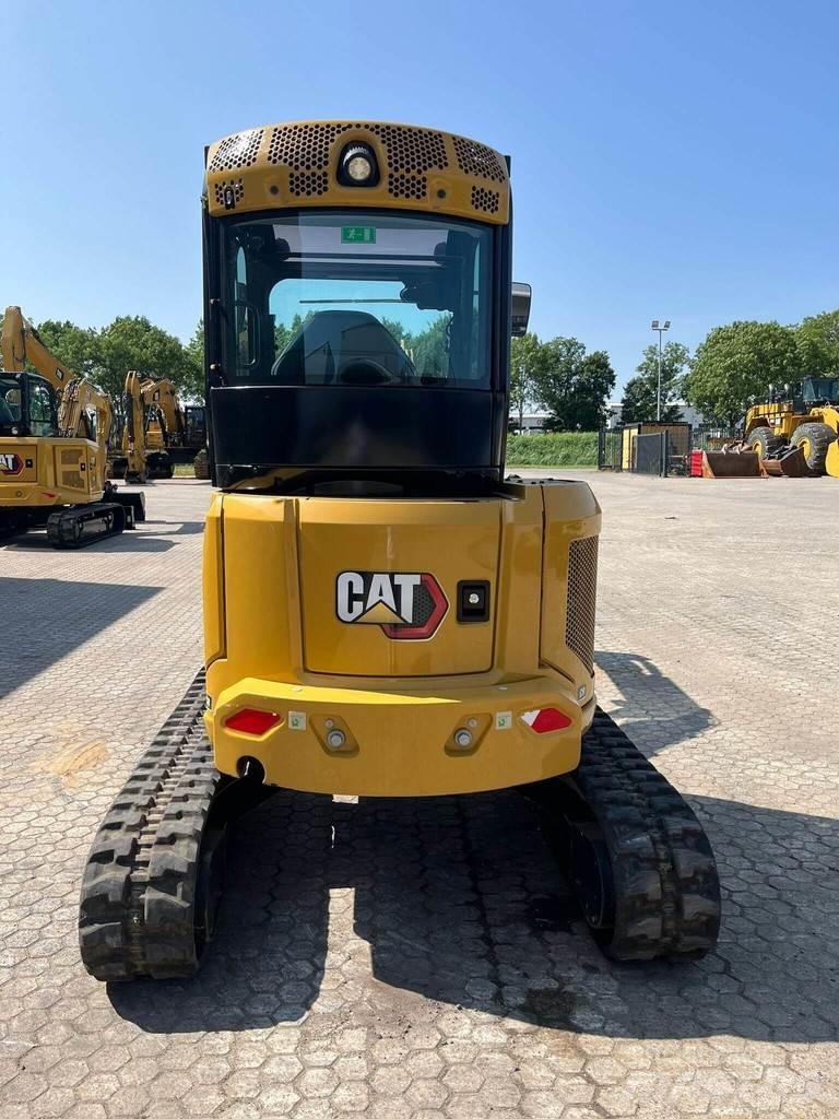CAT 303.5 Mini rýpadla < 7t