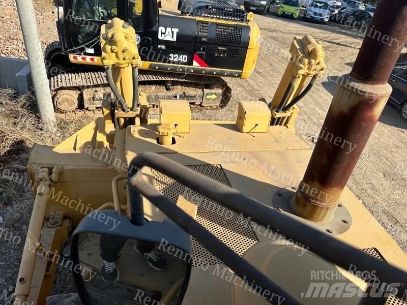 CAT D 8 R Pásové dozery