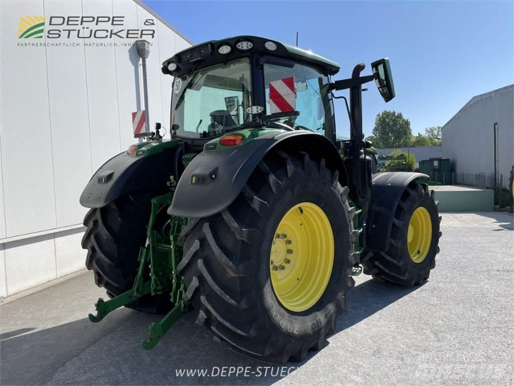 John Deere 6R 195 Traktory