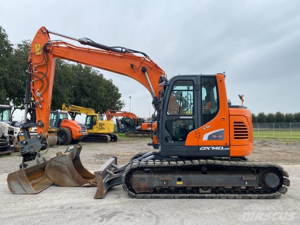 Doosan DX 140 LCR-5 Pásová rýpadla