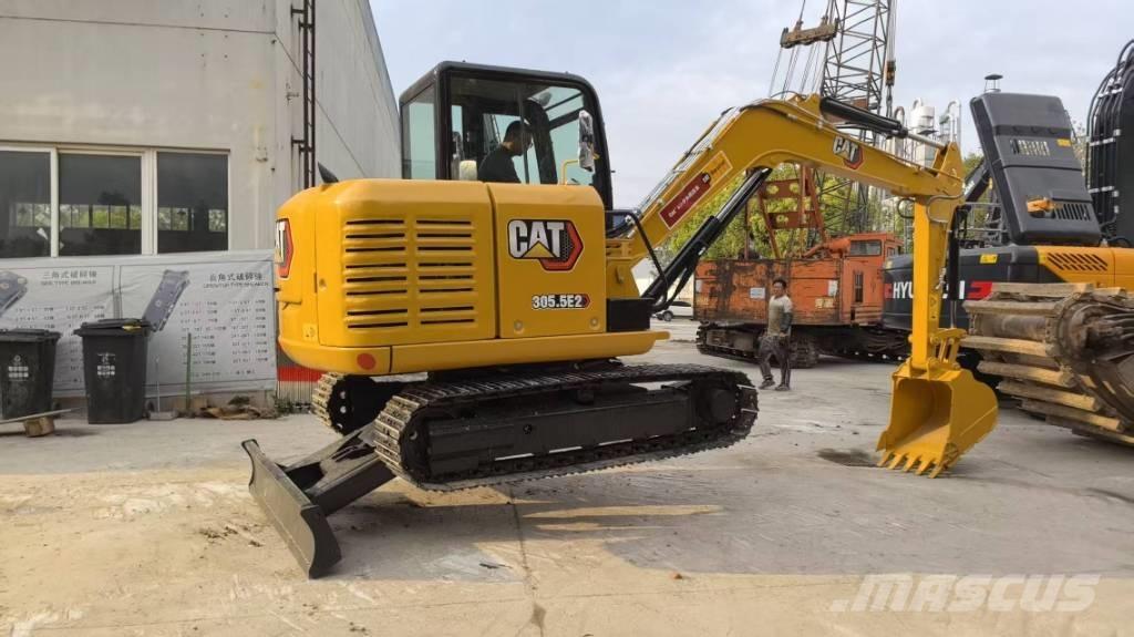 CAT 305.5E2 Mini rýpadla < 7t