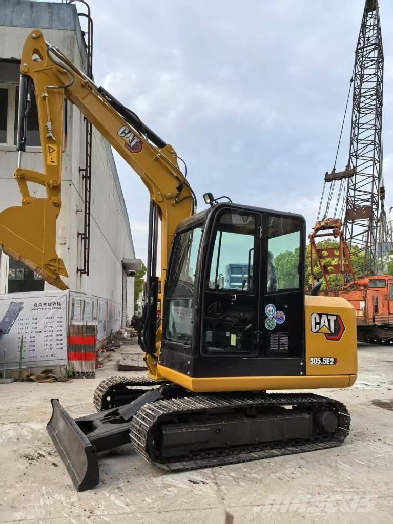 CAT 305.5E2 Mini rýpadla < 7t