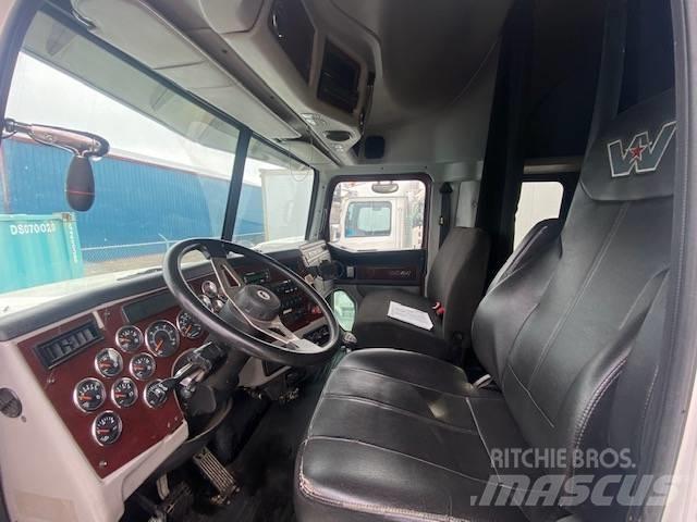 Western Star 4900SB Tahače