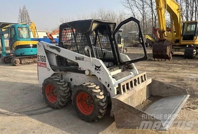 Bobcat S160 Smykem řízené nakladače