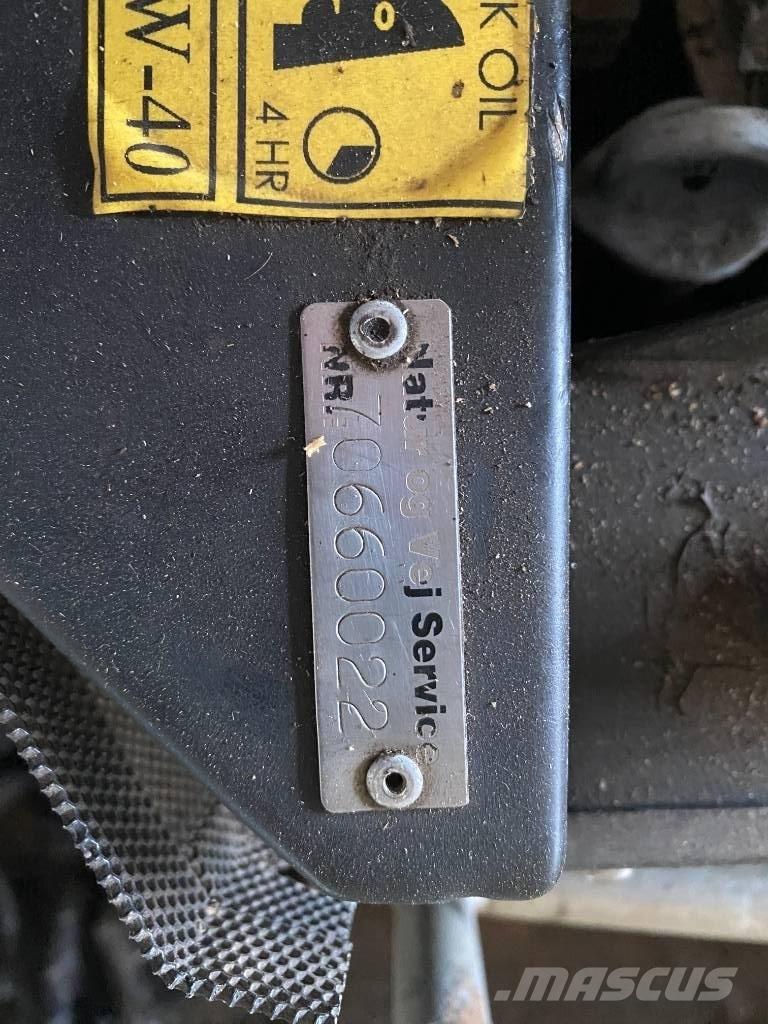 Timan RC 750 Robotické sekačky