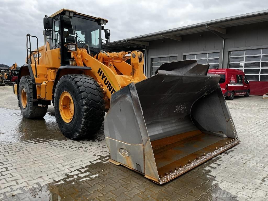 Hyundai HL 965 Kolové nakladače