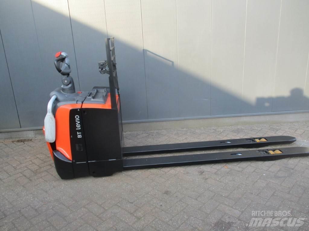 Toyota LPE 250 Nízkozdvižný vozík s plošinou