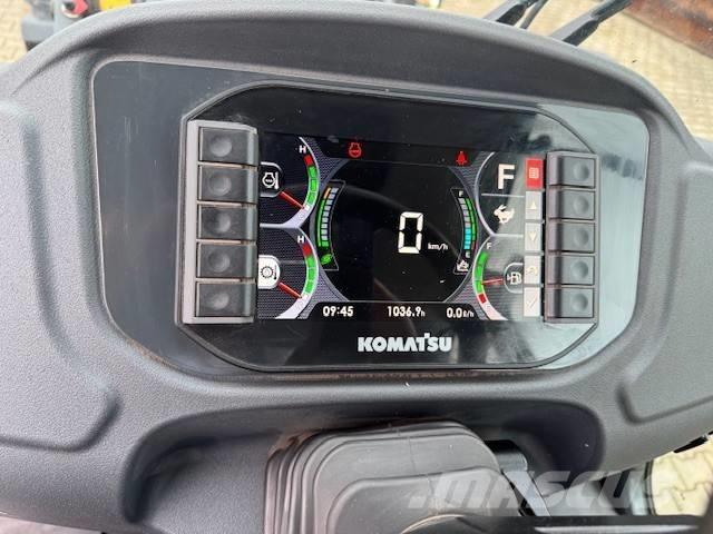 Komatsu WA 100 M-8 Kolové nakladače