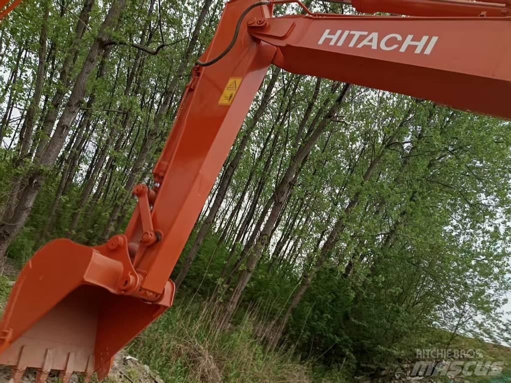 Hitachi ZX200 Pásová rýpadla