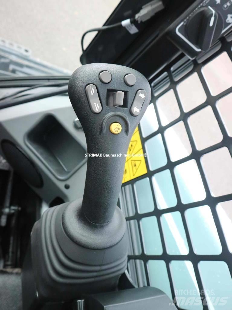 Bobcat T 450 Smykem řízené nakladače