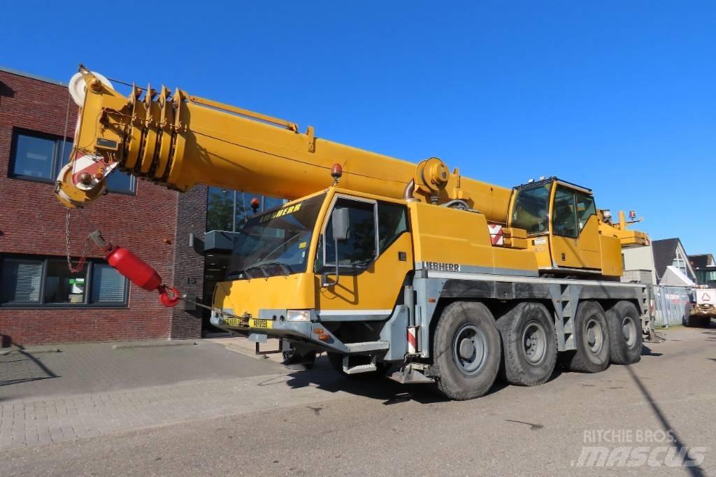 Liebherr LTM 1060-2 Univerzální terénní jeřáby