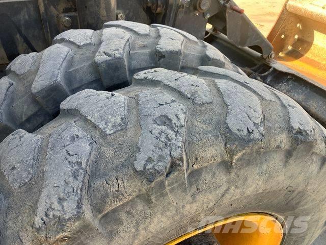 JCB JS 175 W Kolová rýpadla