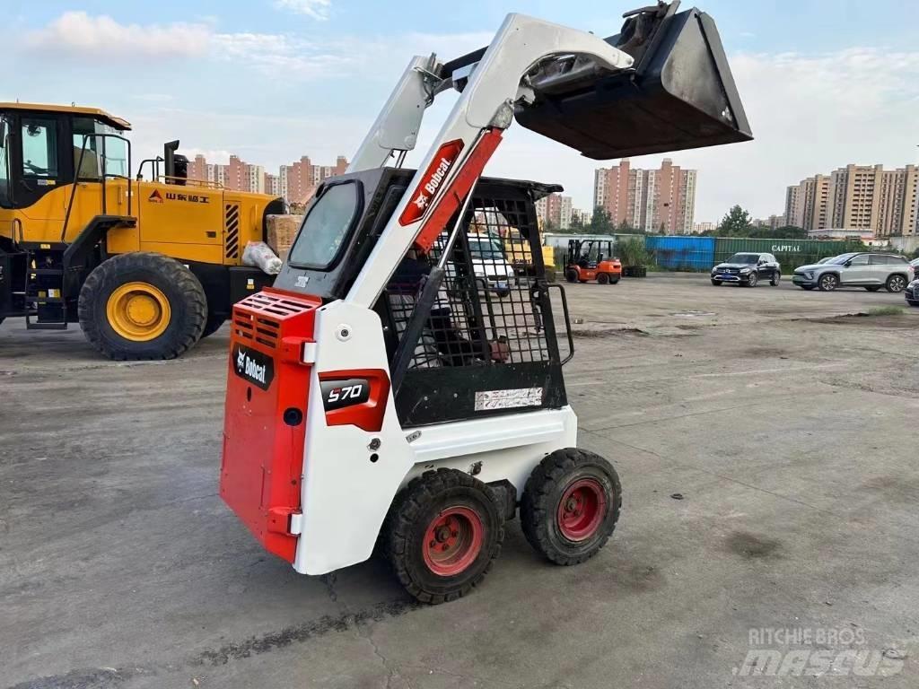Bobcat S 70 Smykem řízené nakladače