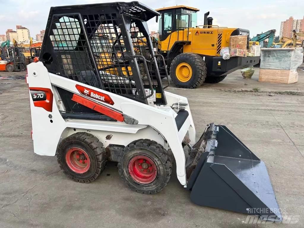 Bobcat S 70 Smykem řízené nakladače