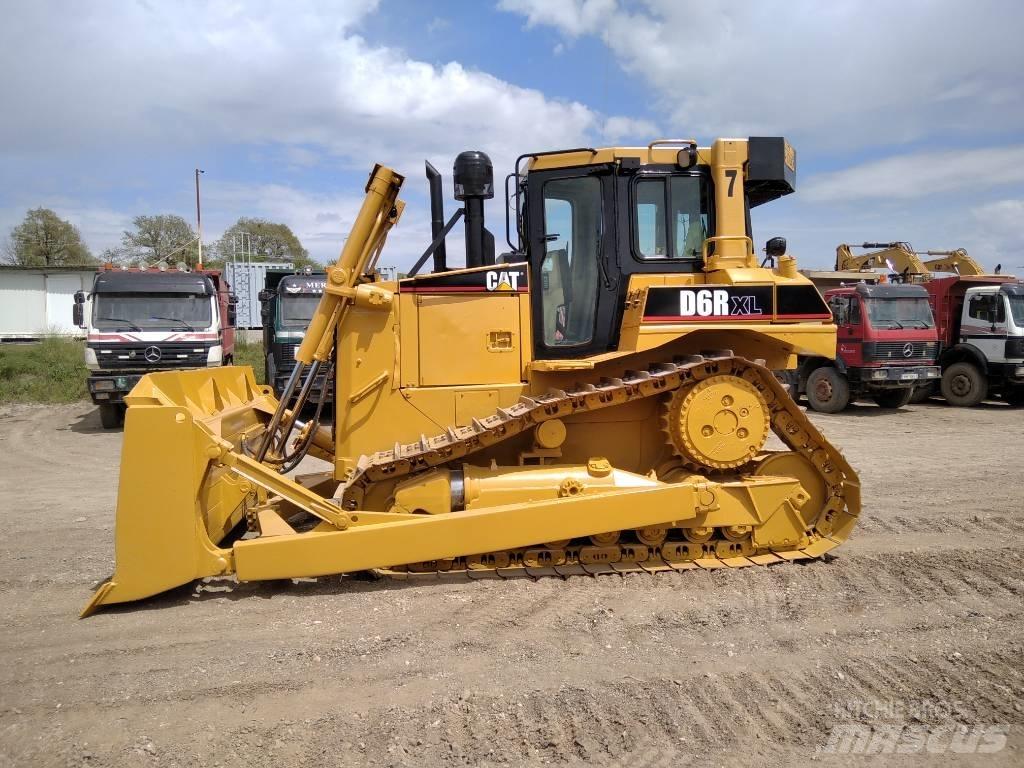 CAT D 6 R XL Pásové dozery