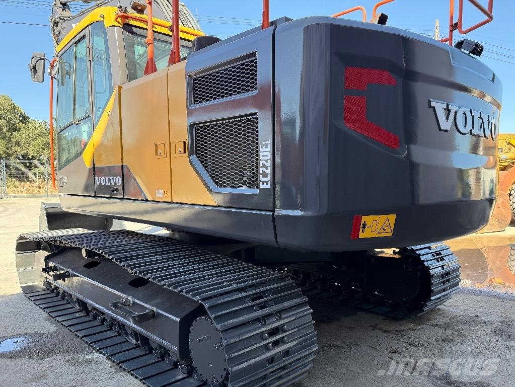 Volvo EC220E Pásová rýpadla