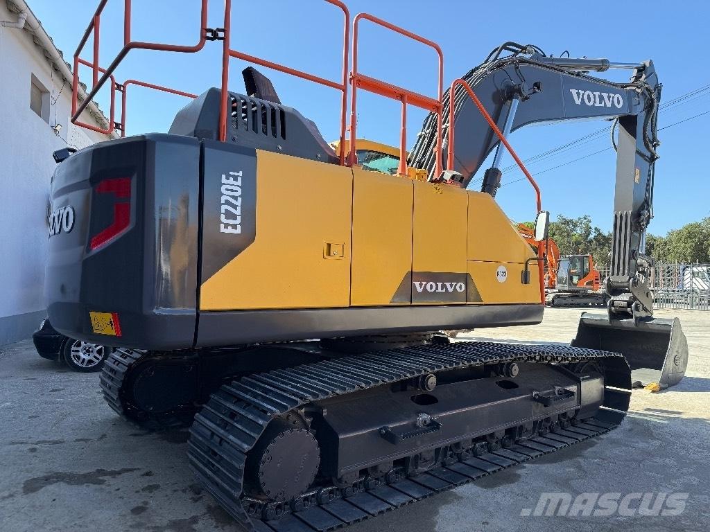 Volvo EC220E Pásová rýpadla