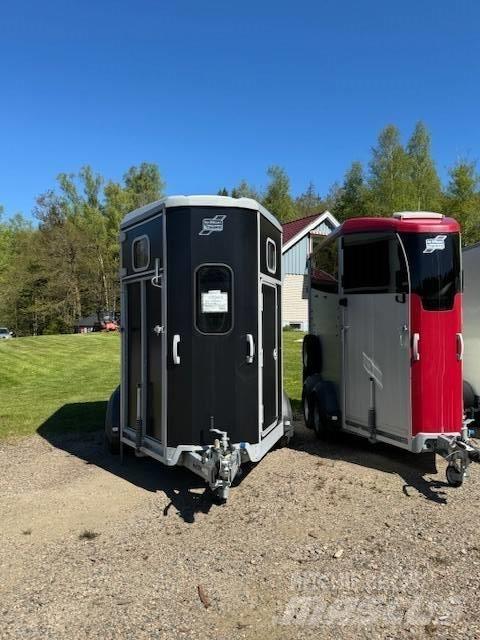 Ifor Williams HB 506 Návěsy pro přepravu zvířat