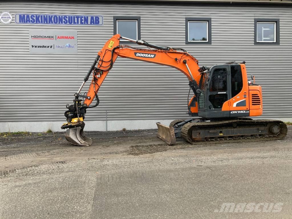 Doosan DX 140 LCR Pásová rýpadla