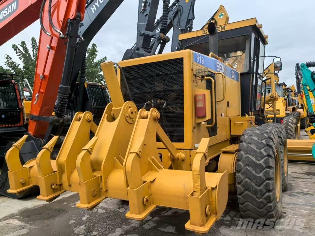 SEM 919 Grejdry