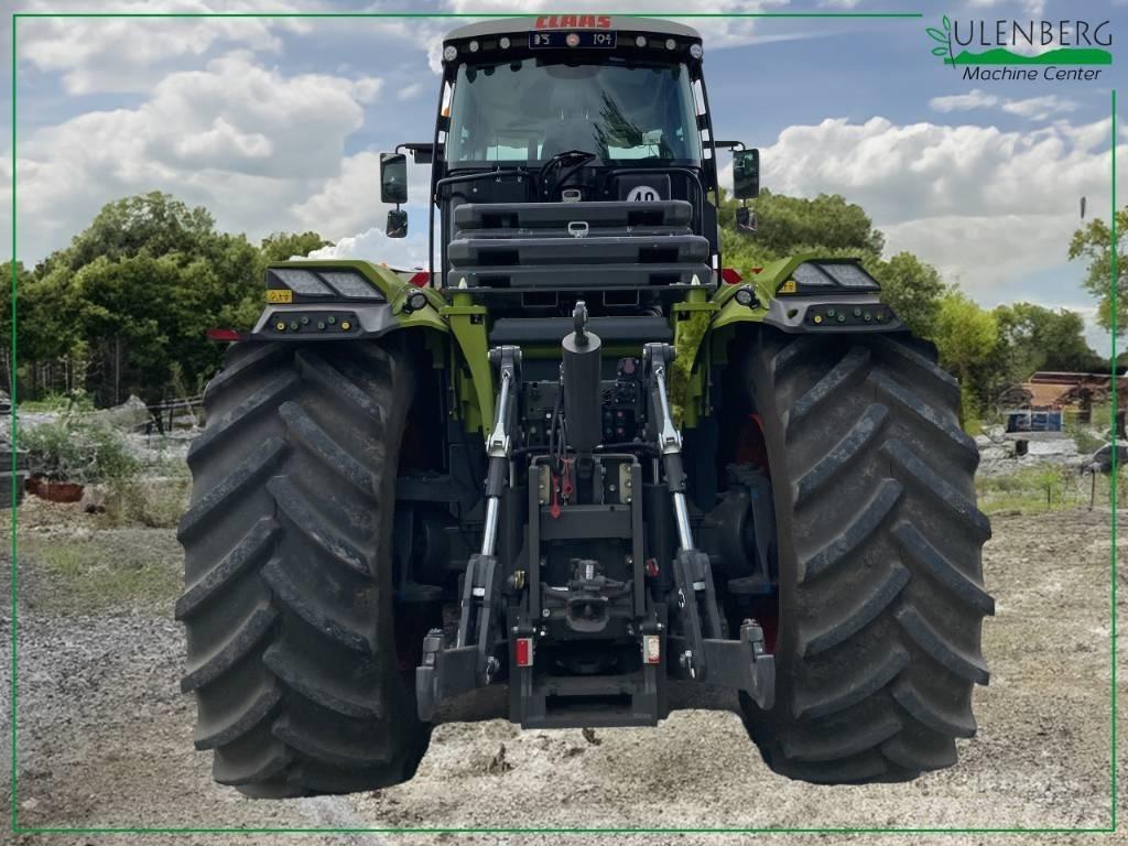 CLAAS Xerion 5000 VC Traktory