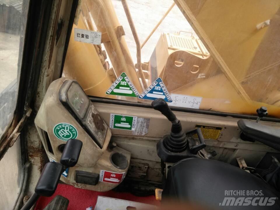 CAT 330 B Pásová rýpadla