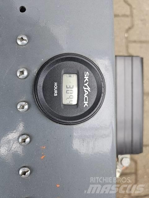 SkyJack SJIII 4632, Nůžková zvedací plošina
