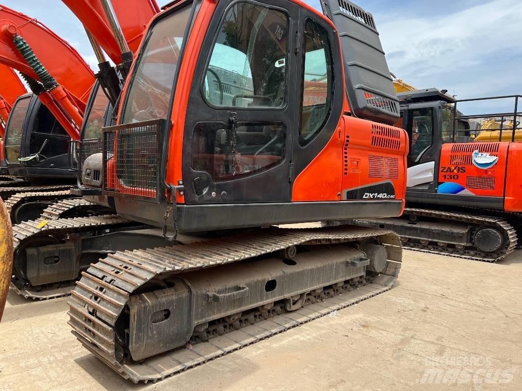 Doosan DX140 Pásová rýpadla