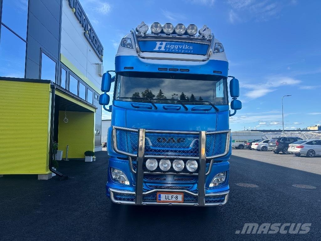DAF XF 530 6x2*4 Hákový nosič kontejnerů