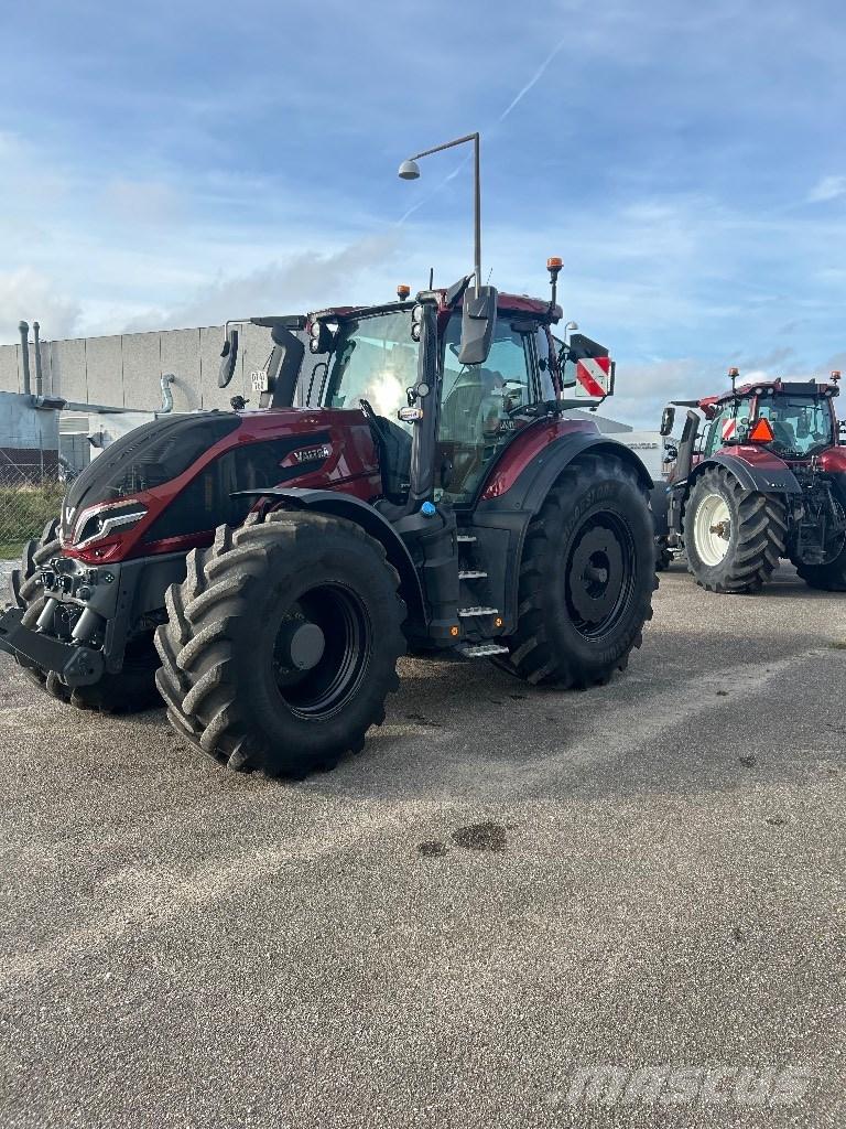 Valtra Q 305 Traktory