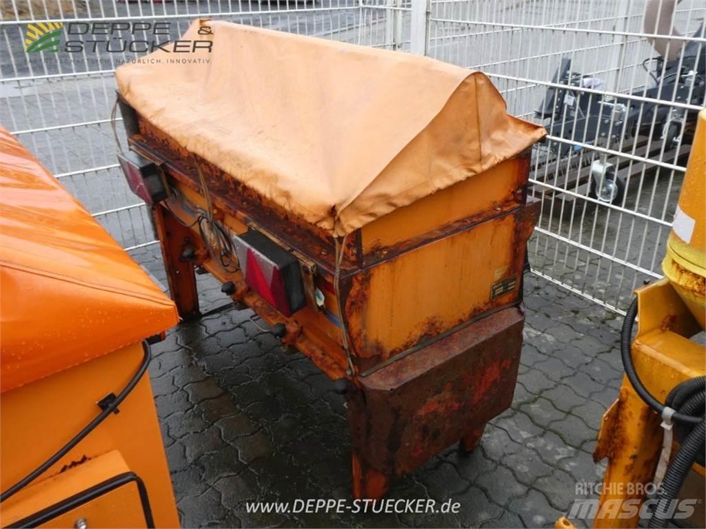Rauch UKS 120 Sypače písku a soli